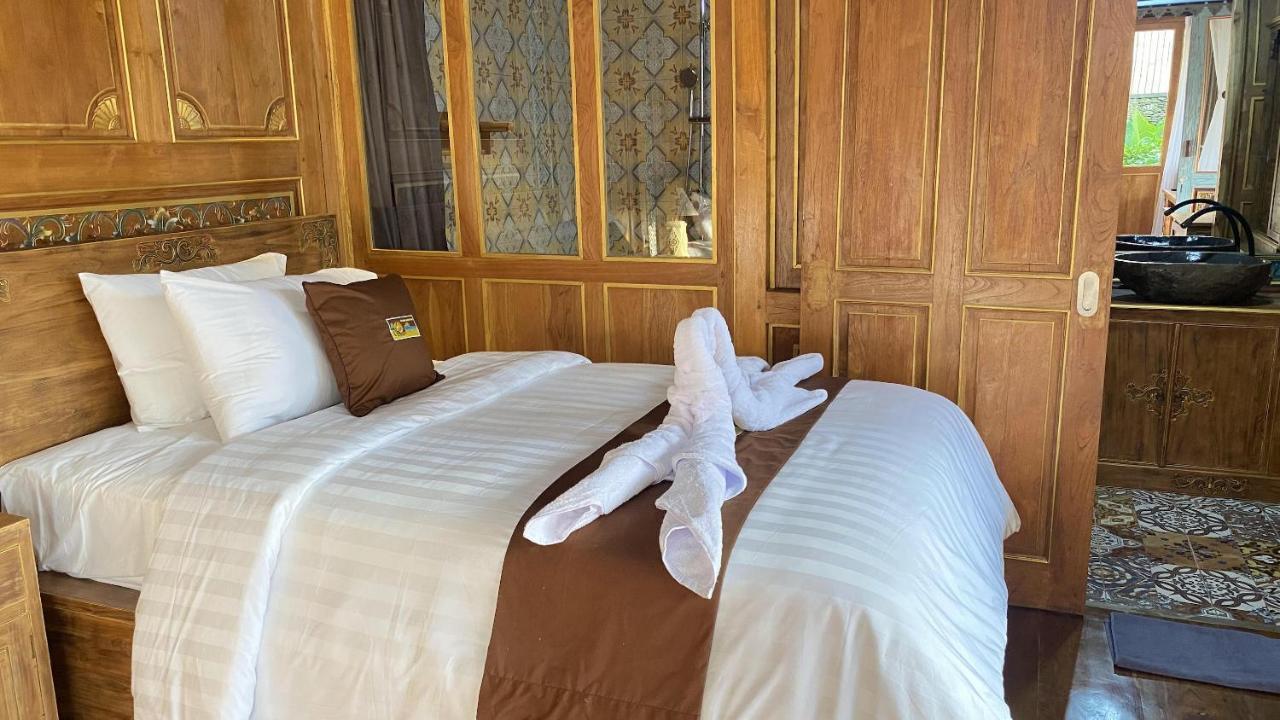 Villa Telaga Wana 苏卡瓦提 外观 照片