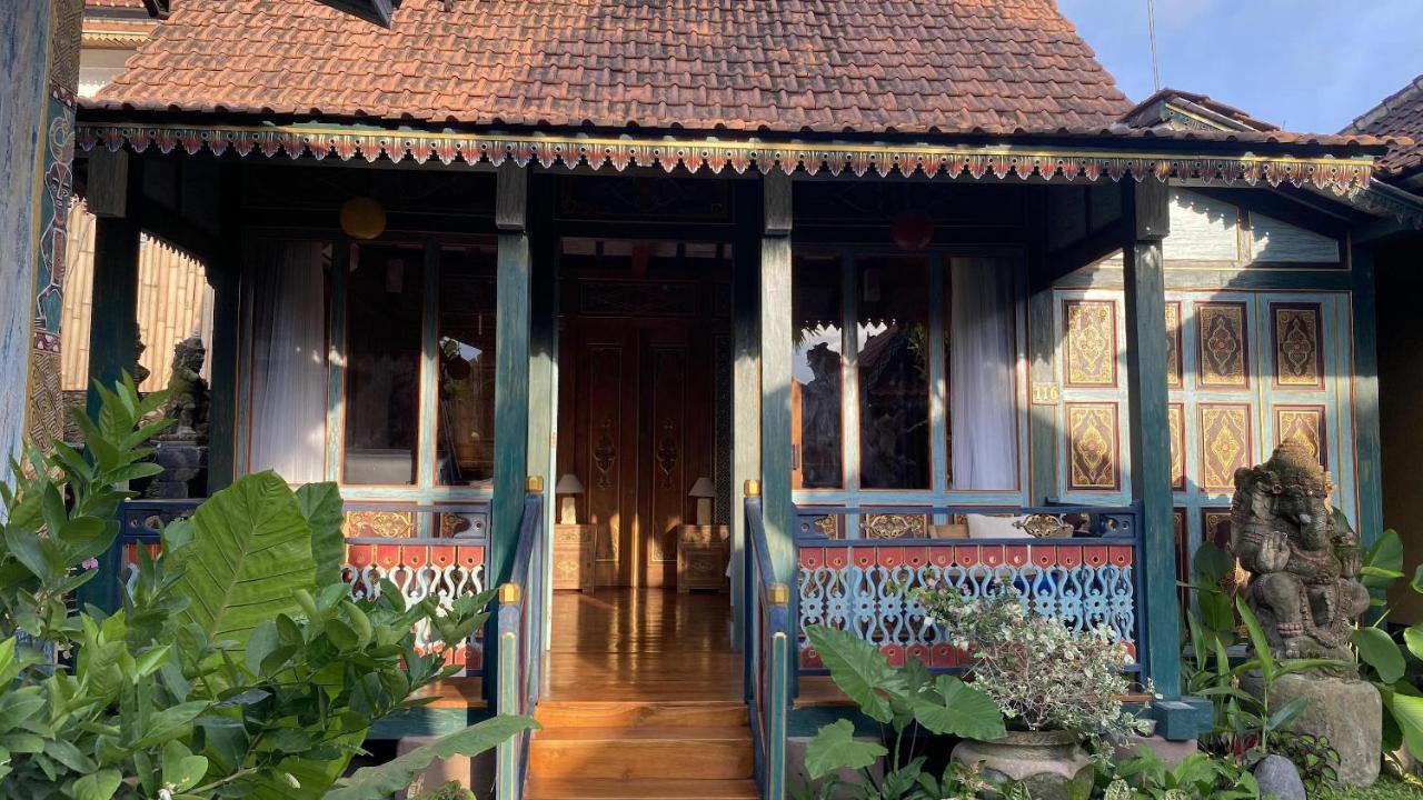 Villa Telaga Wana 苏卡瓦提 外观 照片