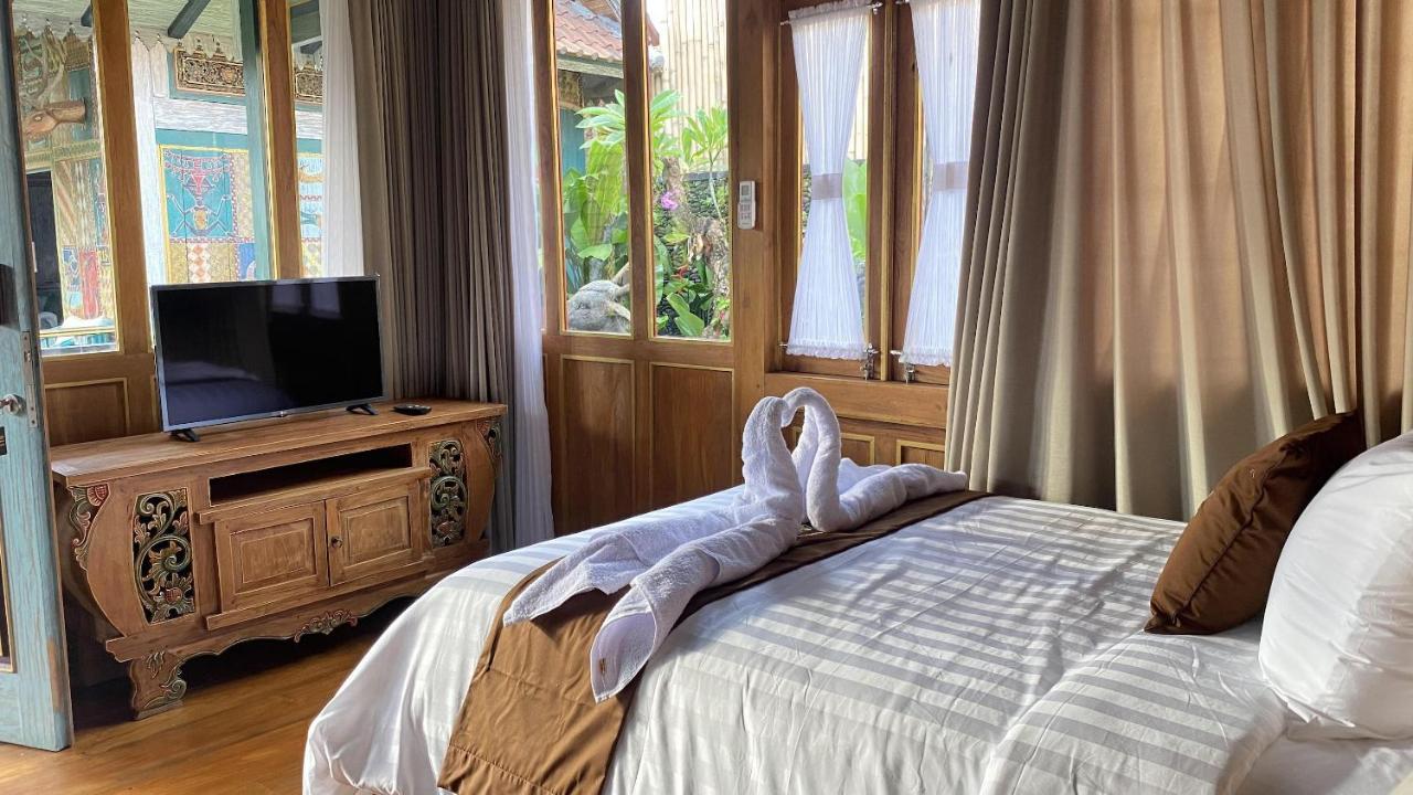 Villa Telaga Wana 苏卡瓦提 外观 照片