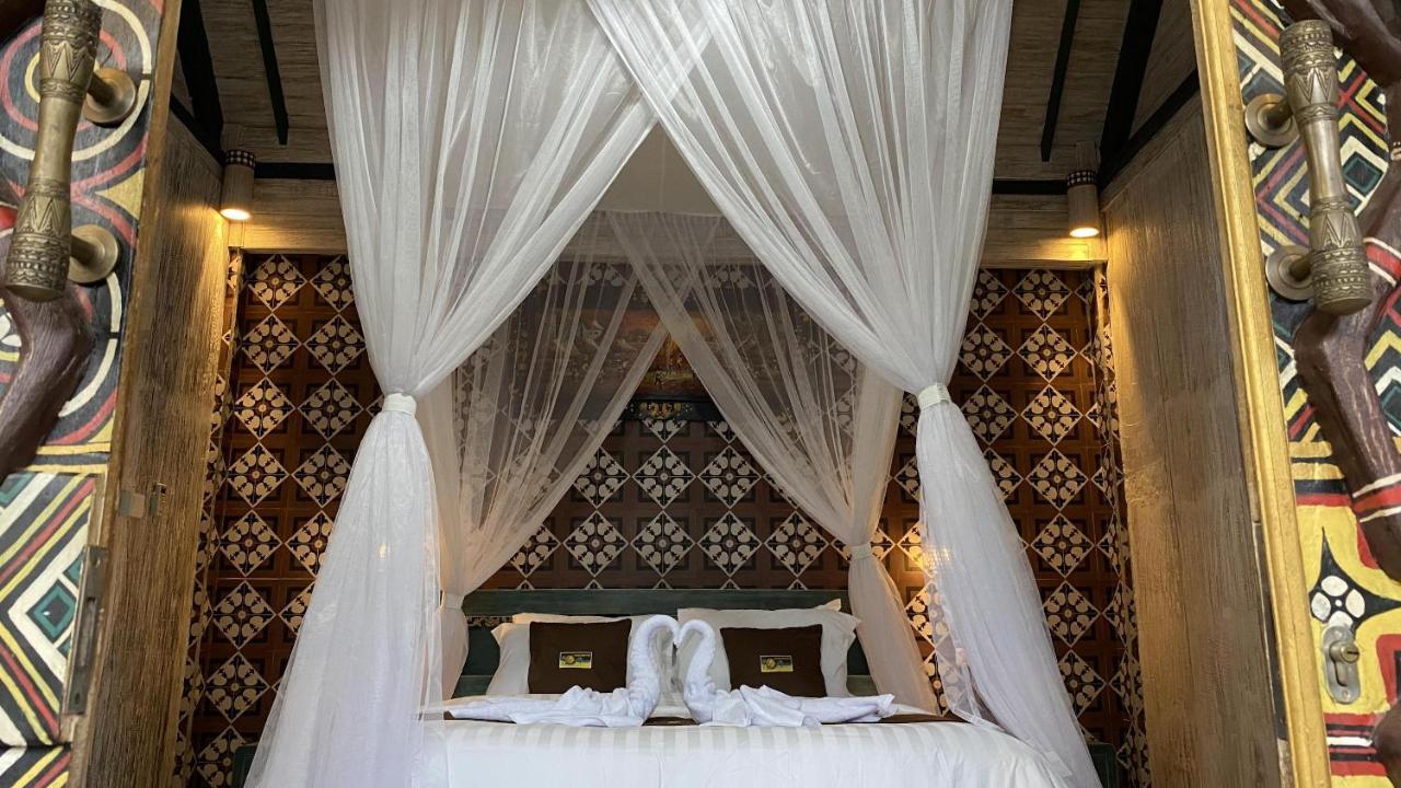 Villa Telaga Wana 苏卡瓦提 外观 照片