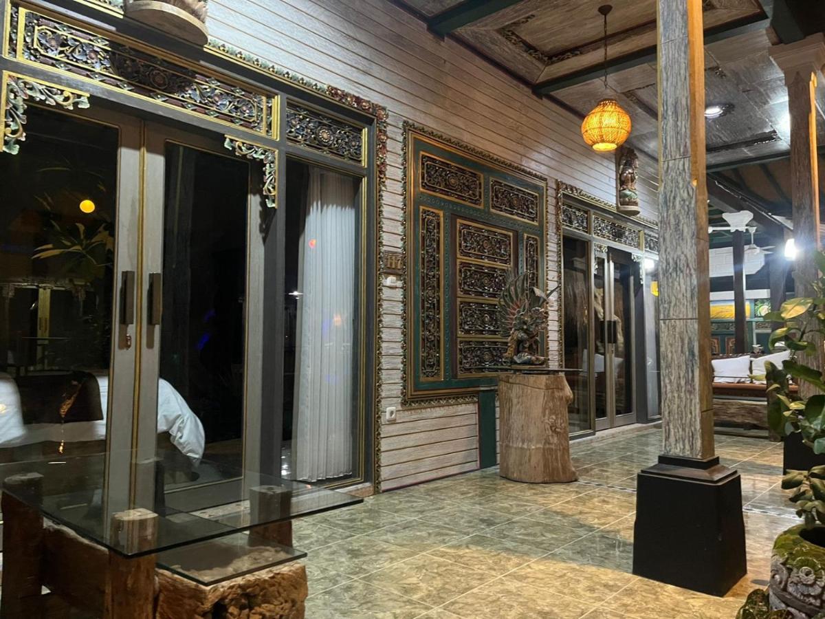 Villa Telaga Wana 苏卡瓦提 外观 照片